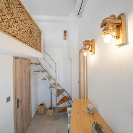 New! Pezoula Traditional House Sunrise View アパート Vourvoúlos
